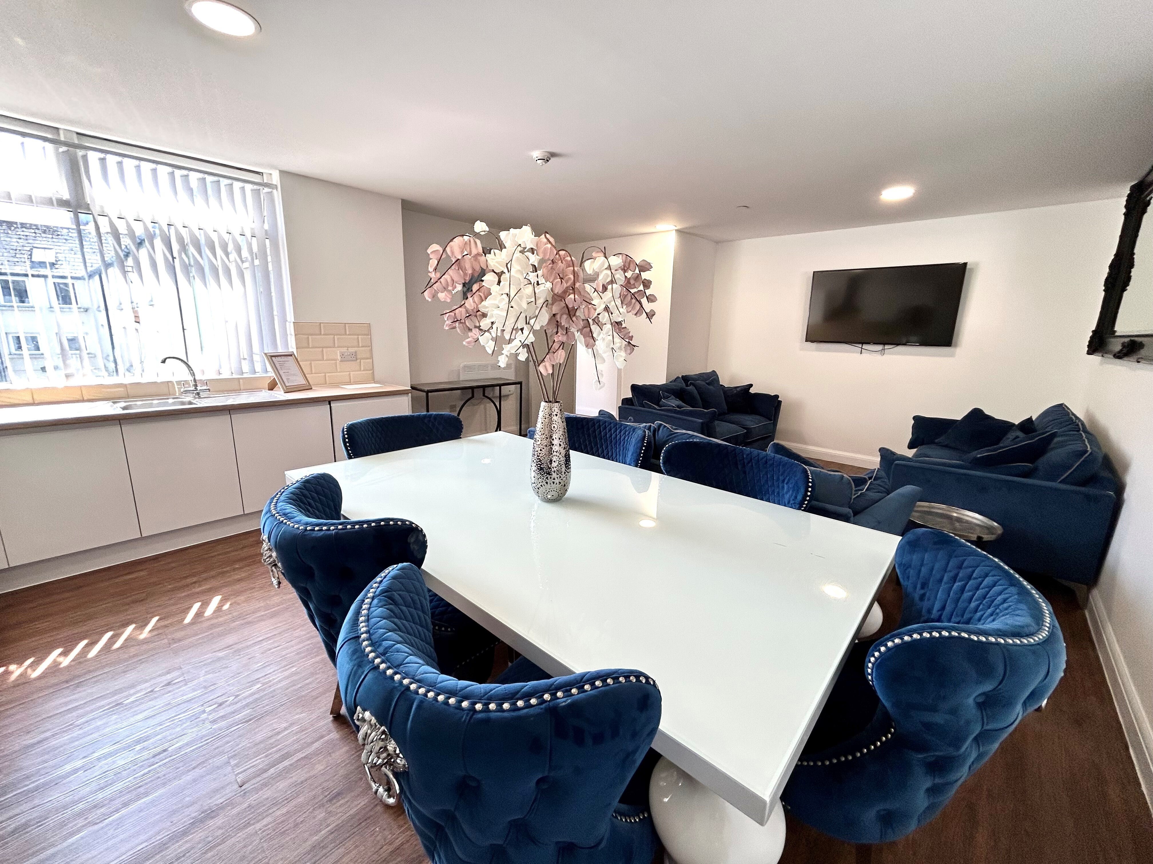 Flat Mount Stuart Square in Cardiff
