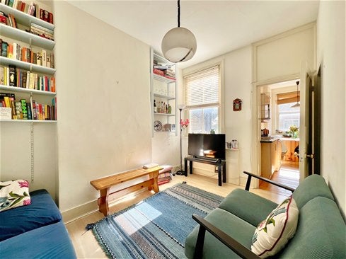 Flat West End Lane in Greater London