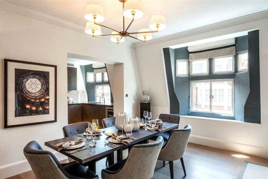 Flat Duke Street in City of Westminster