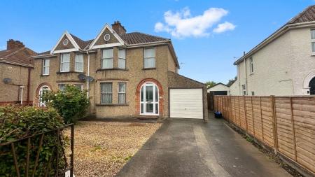 House Burnham Road in Highbridge