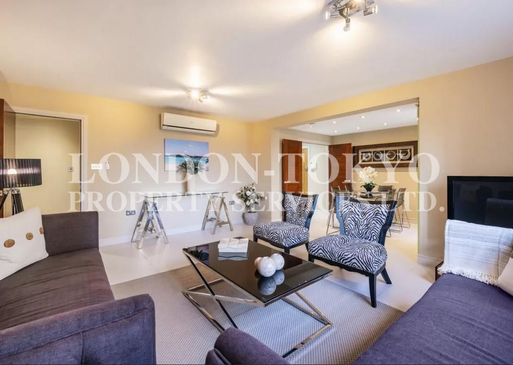 Flat Finchley Road in Greater London