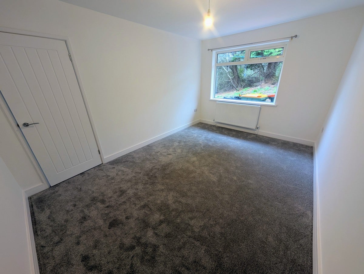 House Aberthaw Circle in Newport