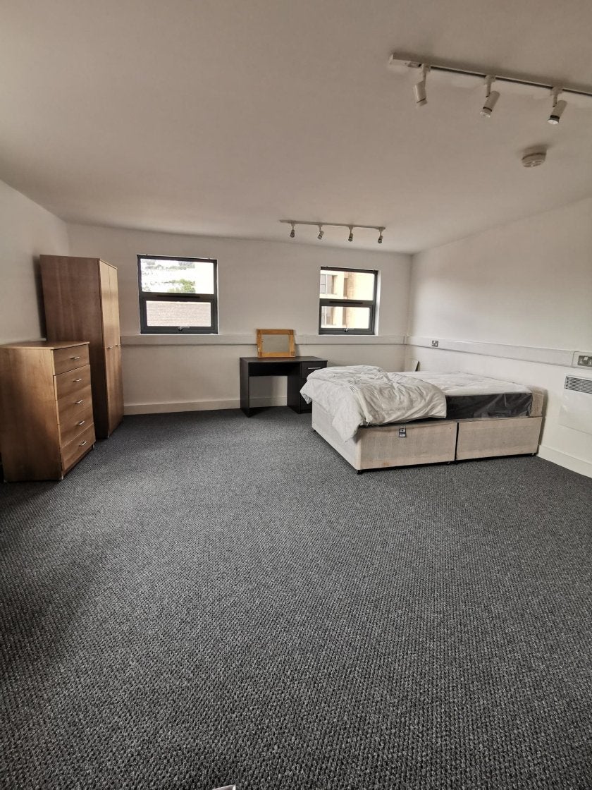 Room Saint Helen's Road in Castle