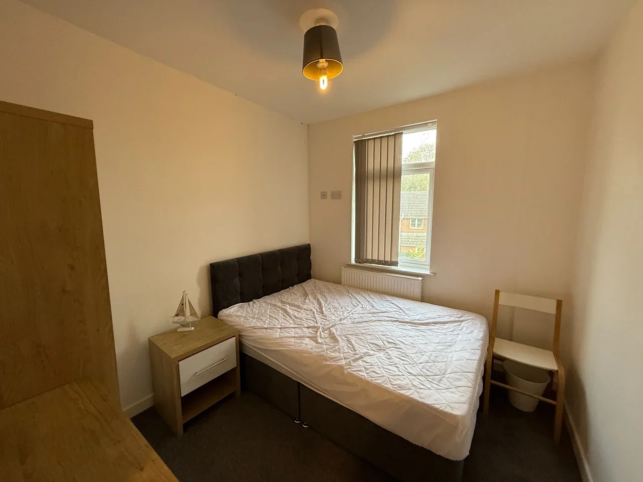 Room Alton Street in Crewe