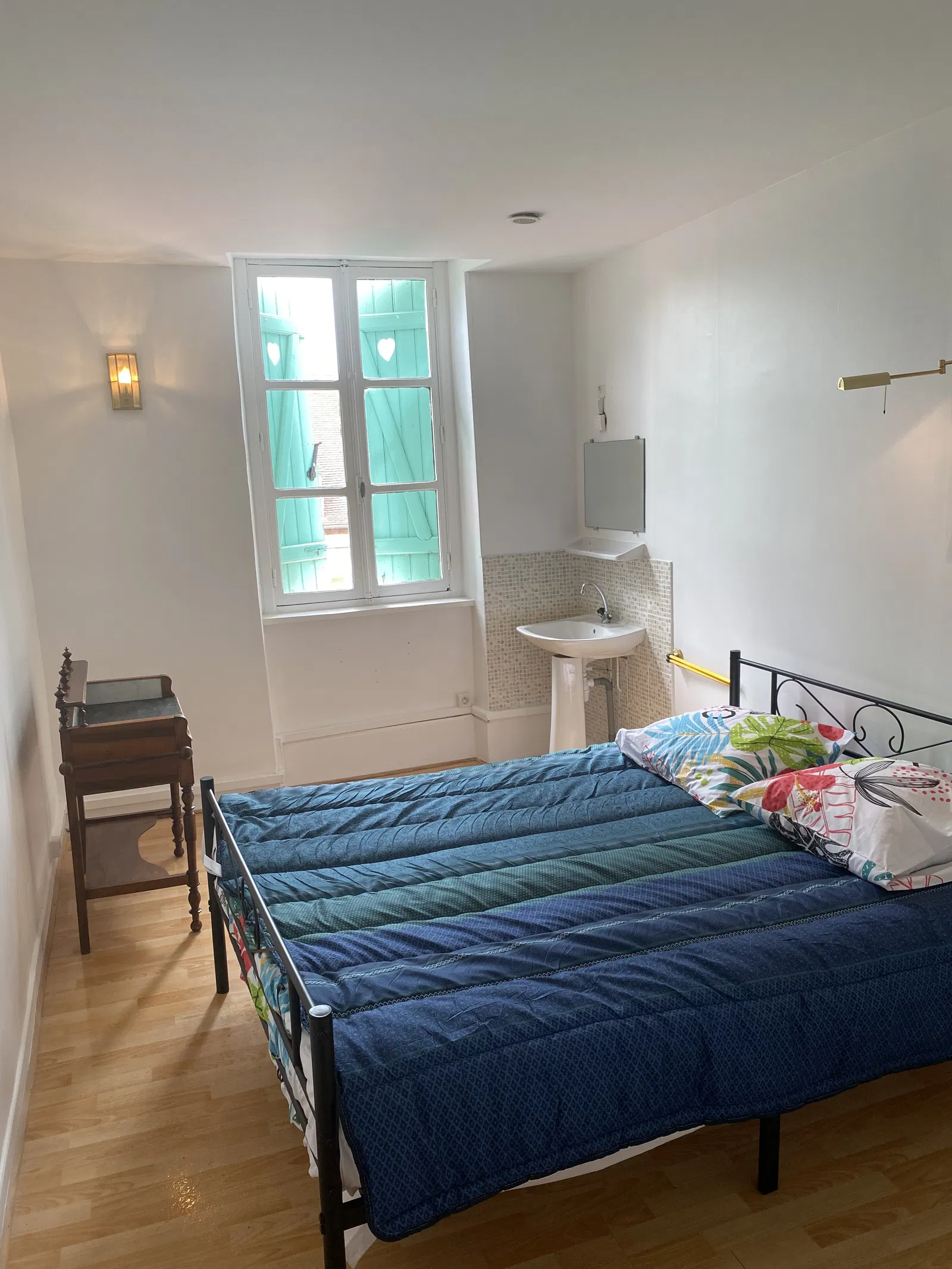 Chambre Route du Val d'Allier à Châtel-de-Neuvre