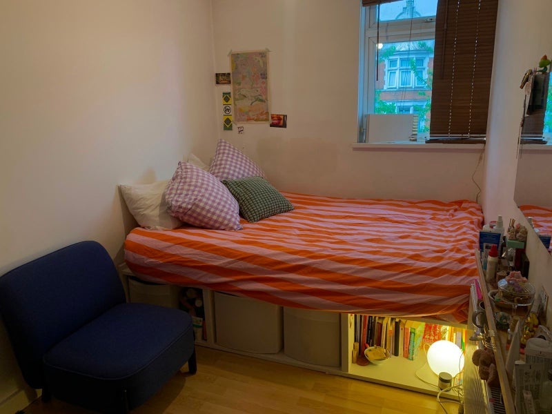 Room New Cross Road in Greater London
