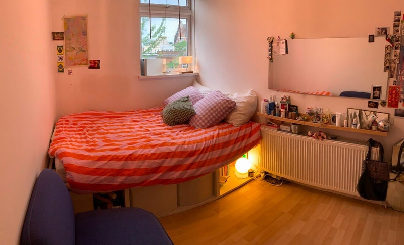 Room New Cross Road in Greater London