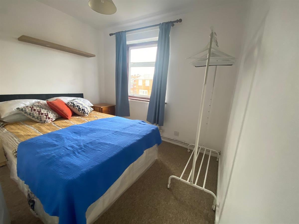 Room Thornbury Close in Greater London