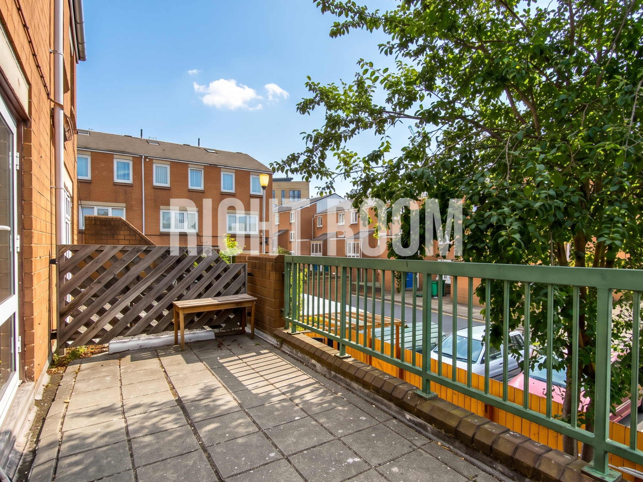 Room Thornbury Close in Greater London