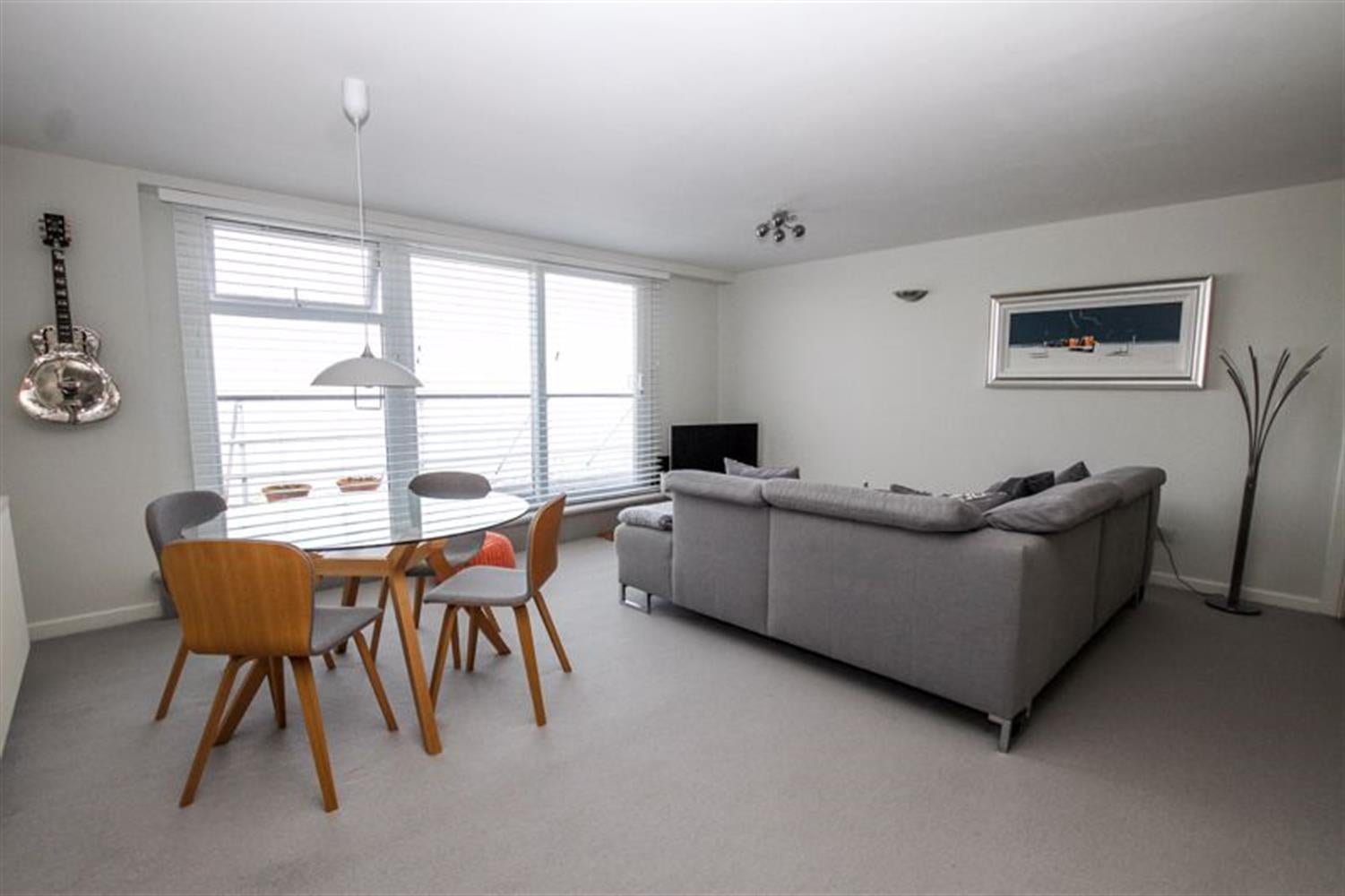Flat Wellington Terrace in Clevedon
