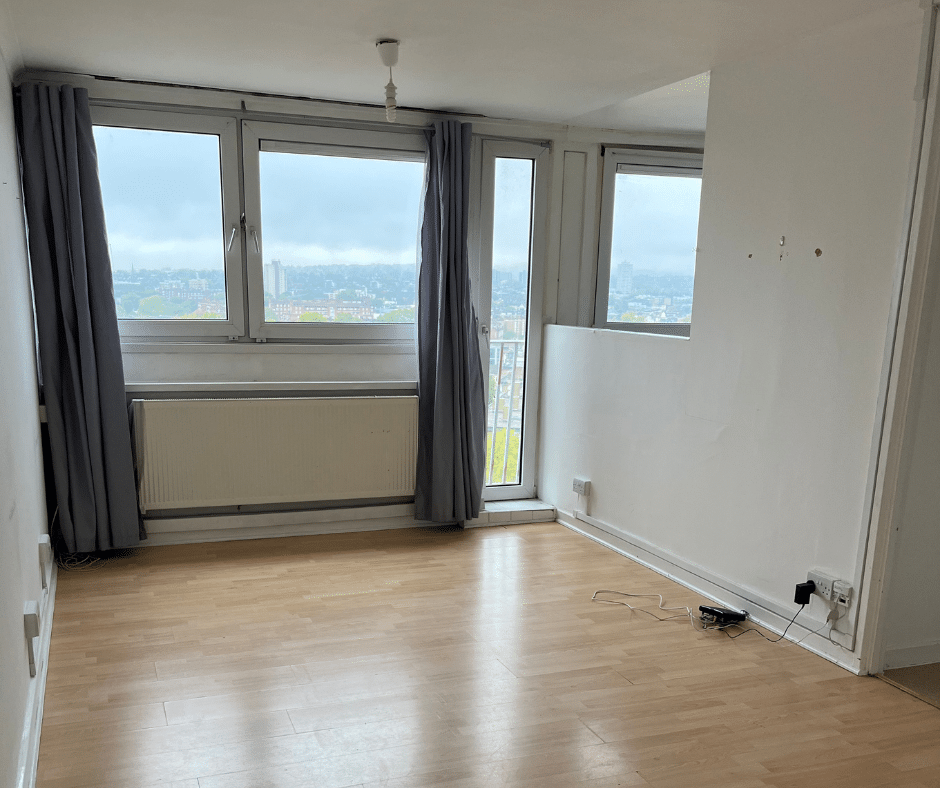Flat Milburn Lane in Greater London