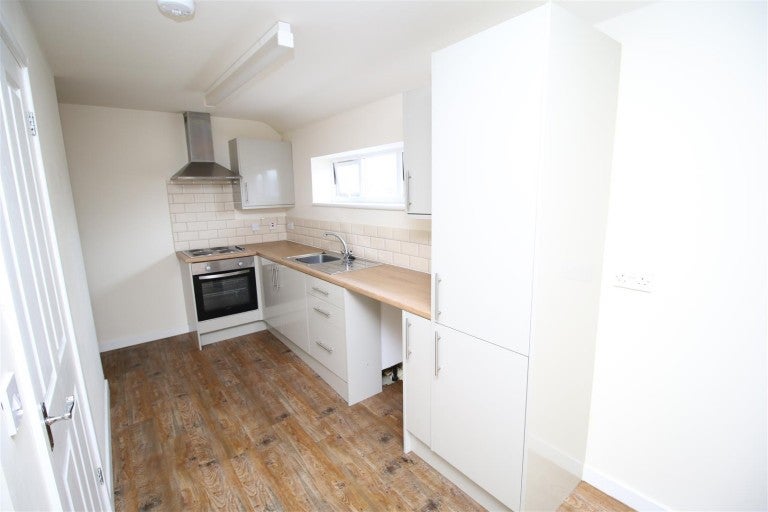 Flat Cashmore Road in Nuneaton and Bedworth