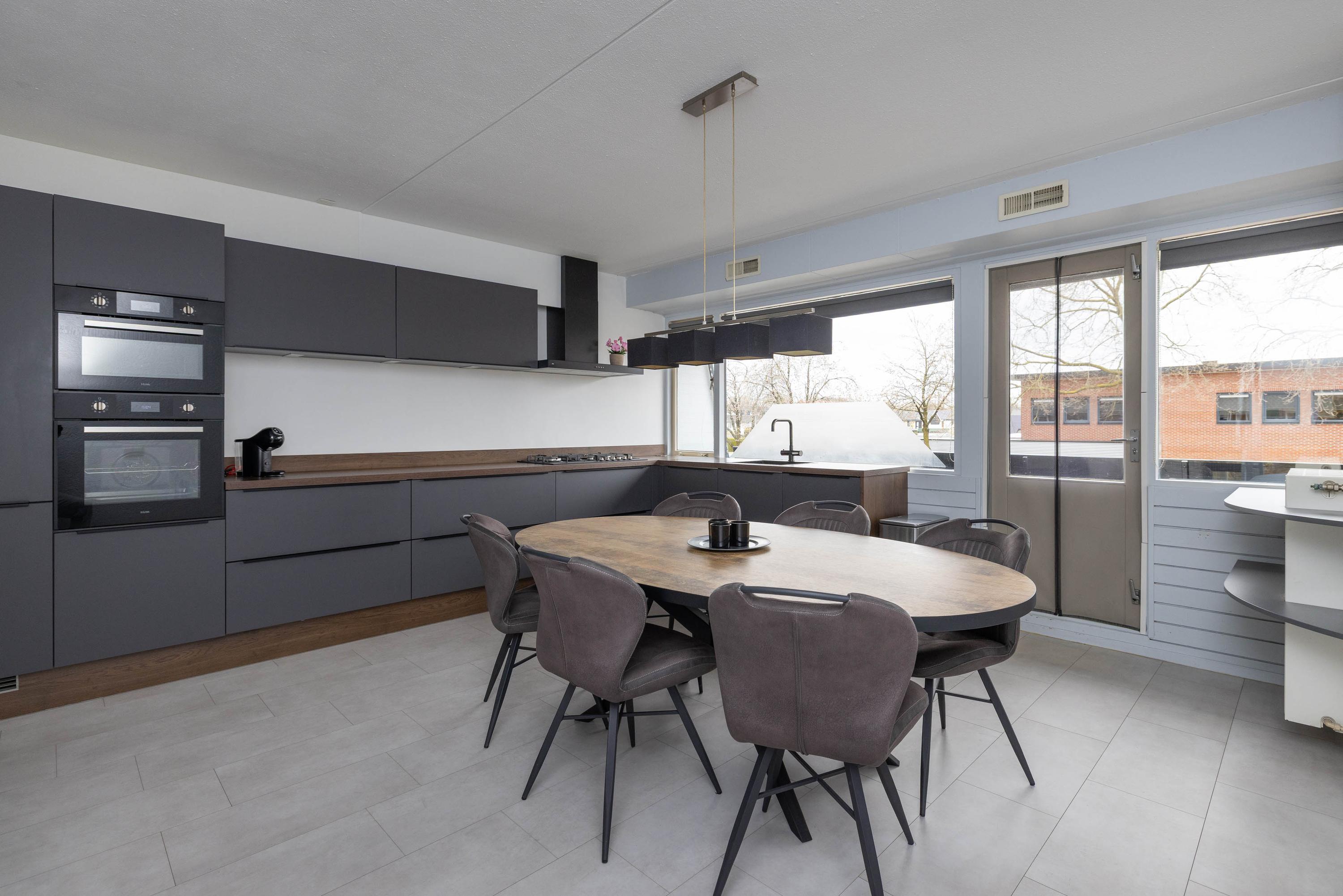 Hoekwoning te koop: Peckedam 1, Hengelo