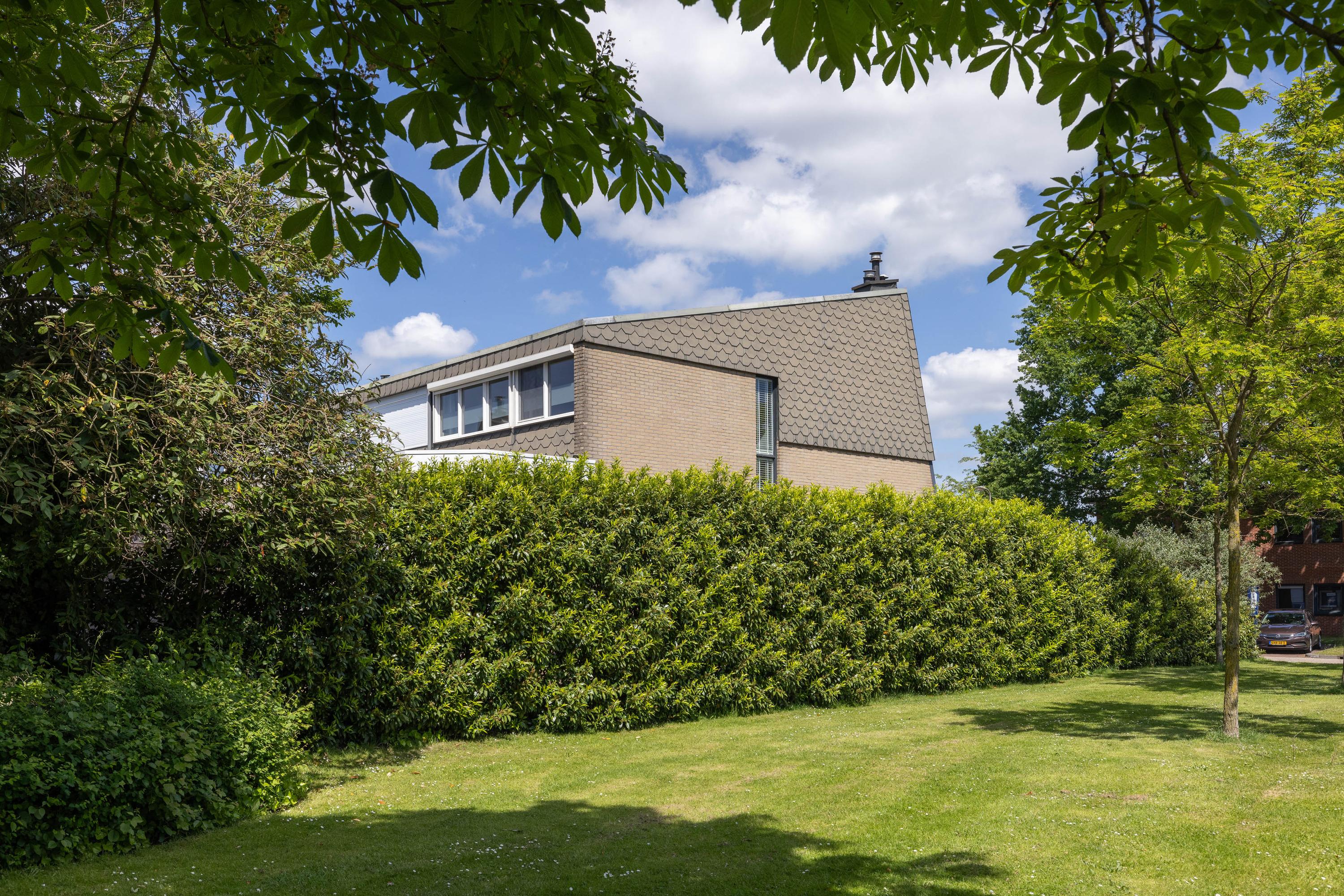 Hoekwoning te koop: Peckedam 1, Hengelo