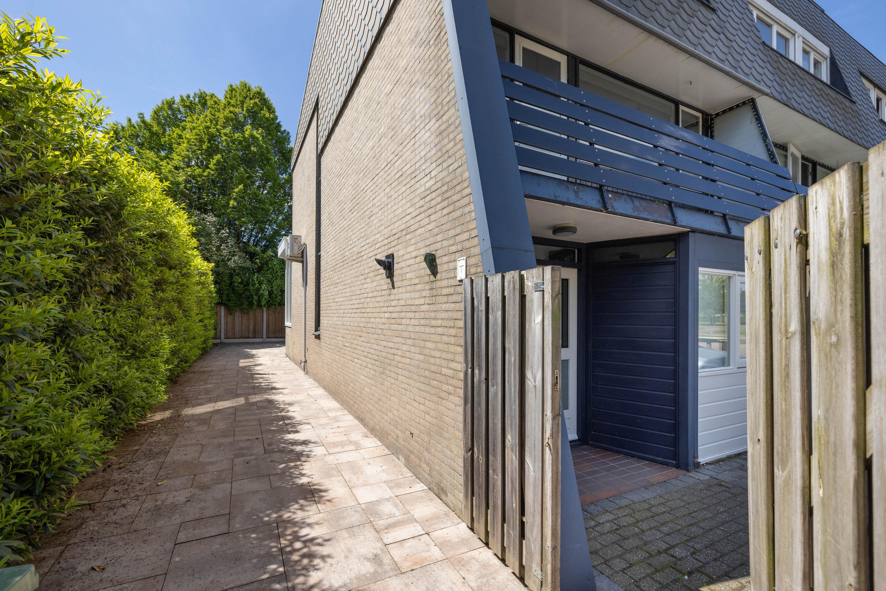 Hoekwoning te koop: Peckedam 1, Hengelo