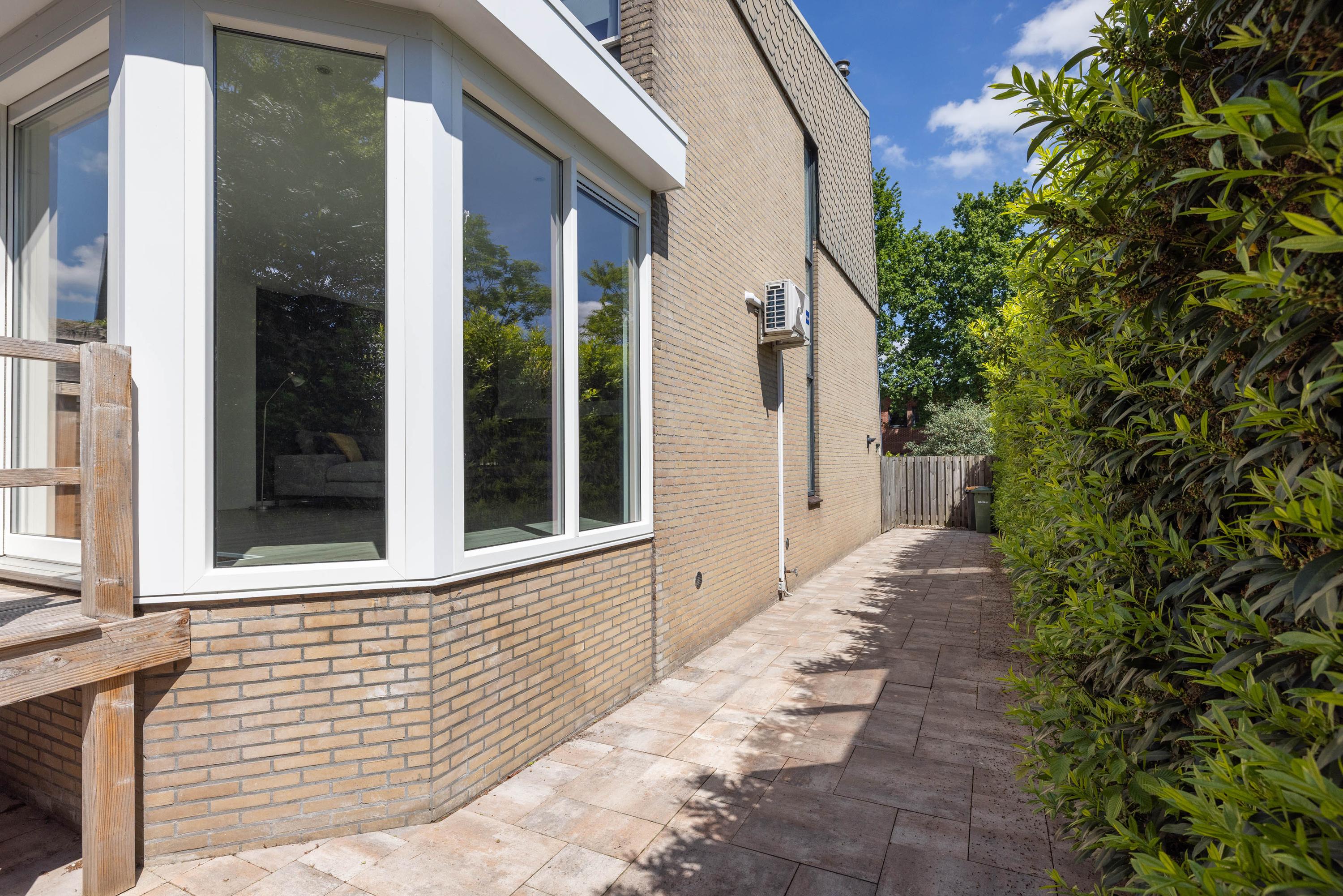Hoekwoning te koop: Peckedam 1, Hengelo