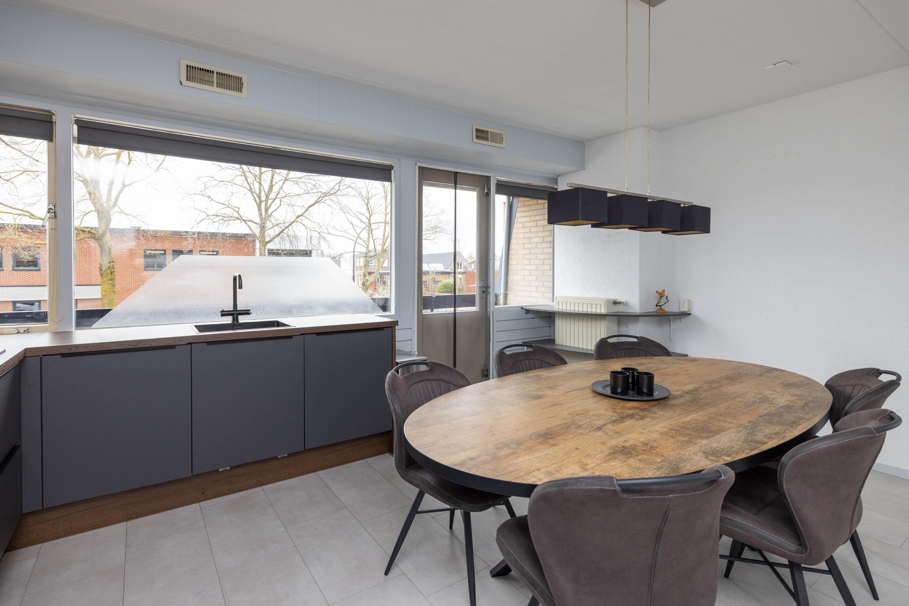 Hoekwoning te koop: Peckedam 1, Hengelo
