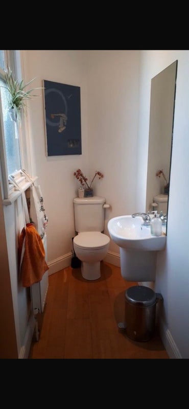 Room Morval Road in Greater London