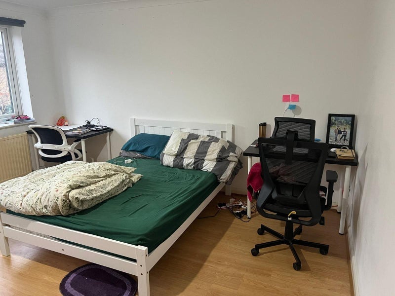 Room Maryland Street in Greater London
