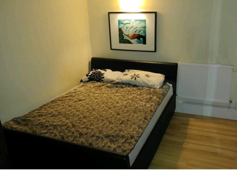 Room Charlotte Despard Avenue in Greater London