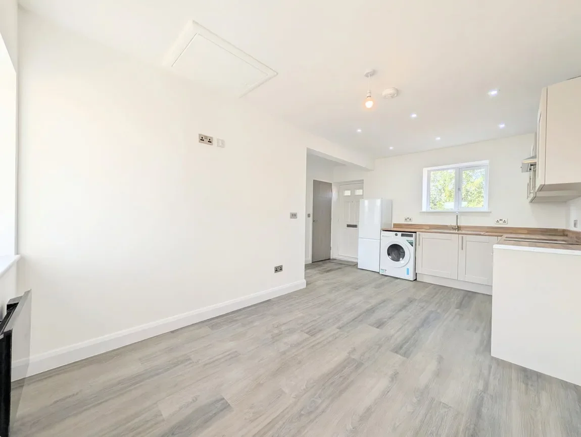 Flat Heathfield Road in Sefton