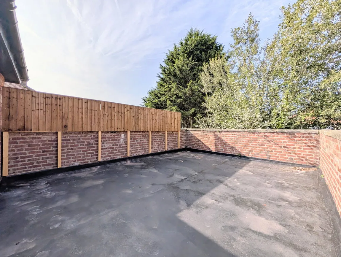 Flat Heathfield Road in Sefton