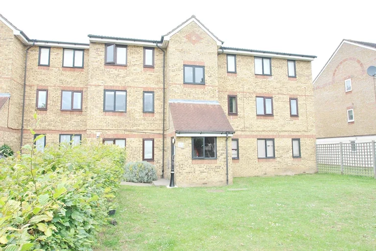 Flat Portsdown Mews in Greater London