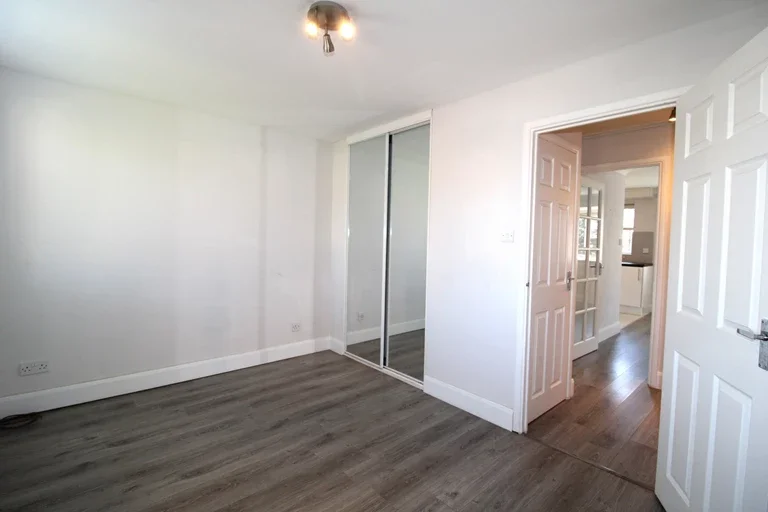 Flat Portsdown Mews in Greater London