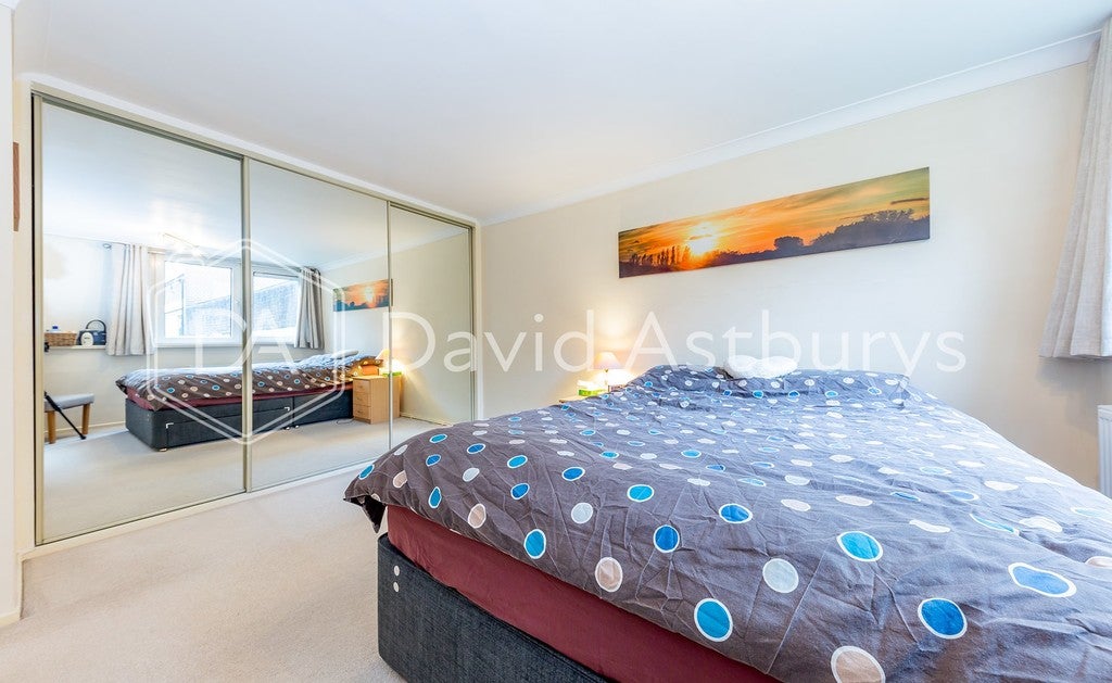 Flat Haverstock Road in Greater London