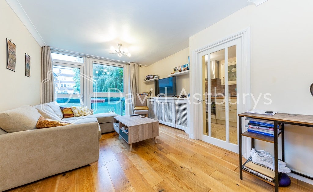 Flat Haverstock Road in Greater London