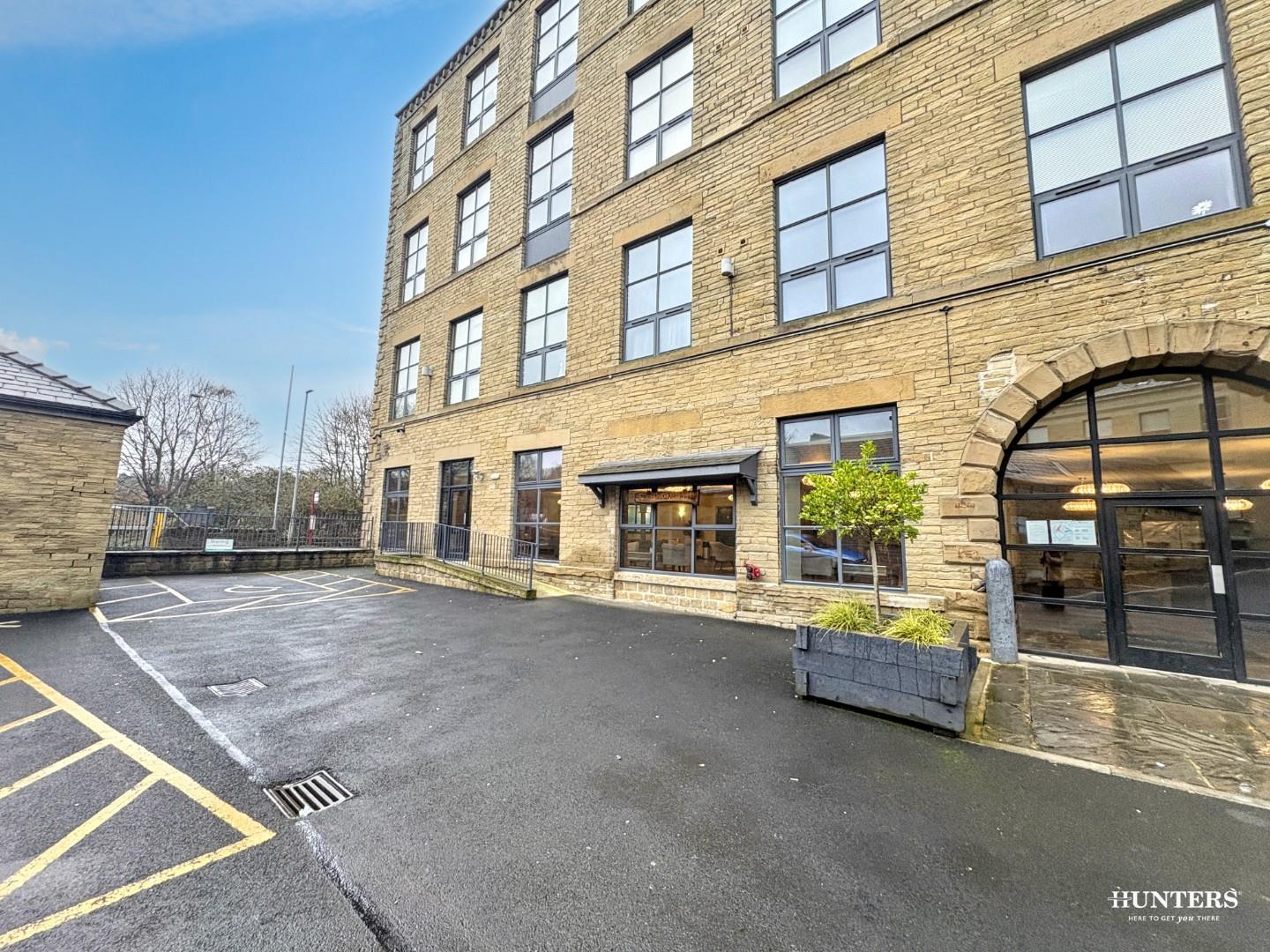 Flat Mayman Lane in Kirklees