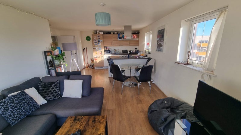 Flat Wager Street in Greater London