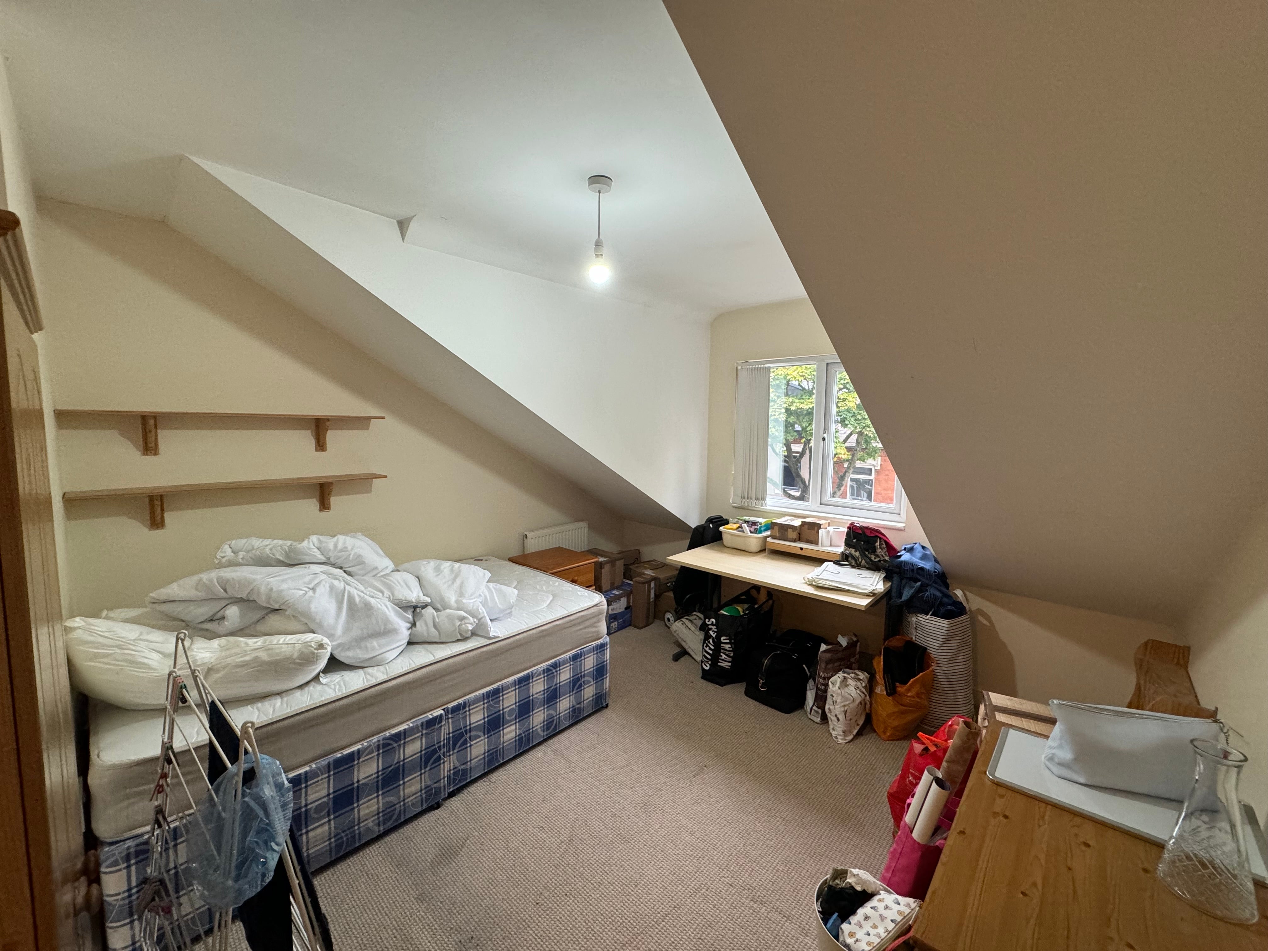 Flat Tiverton Road in Birmingham