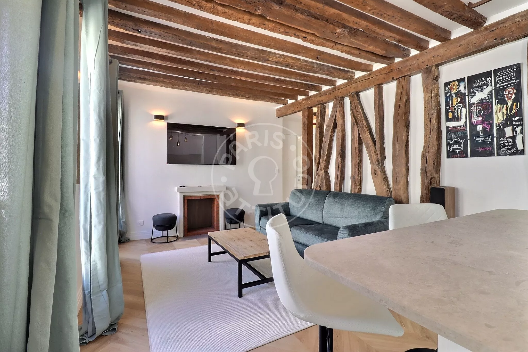 Appartement Rue de la Sourdière à Paris