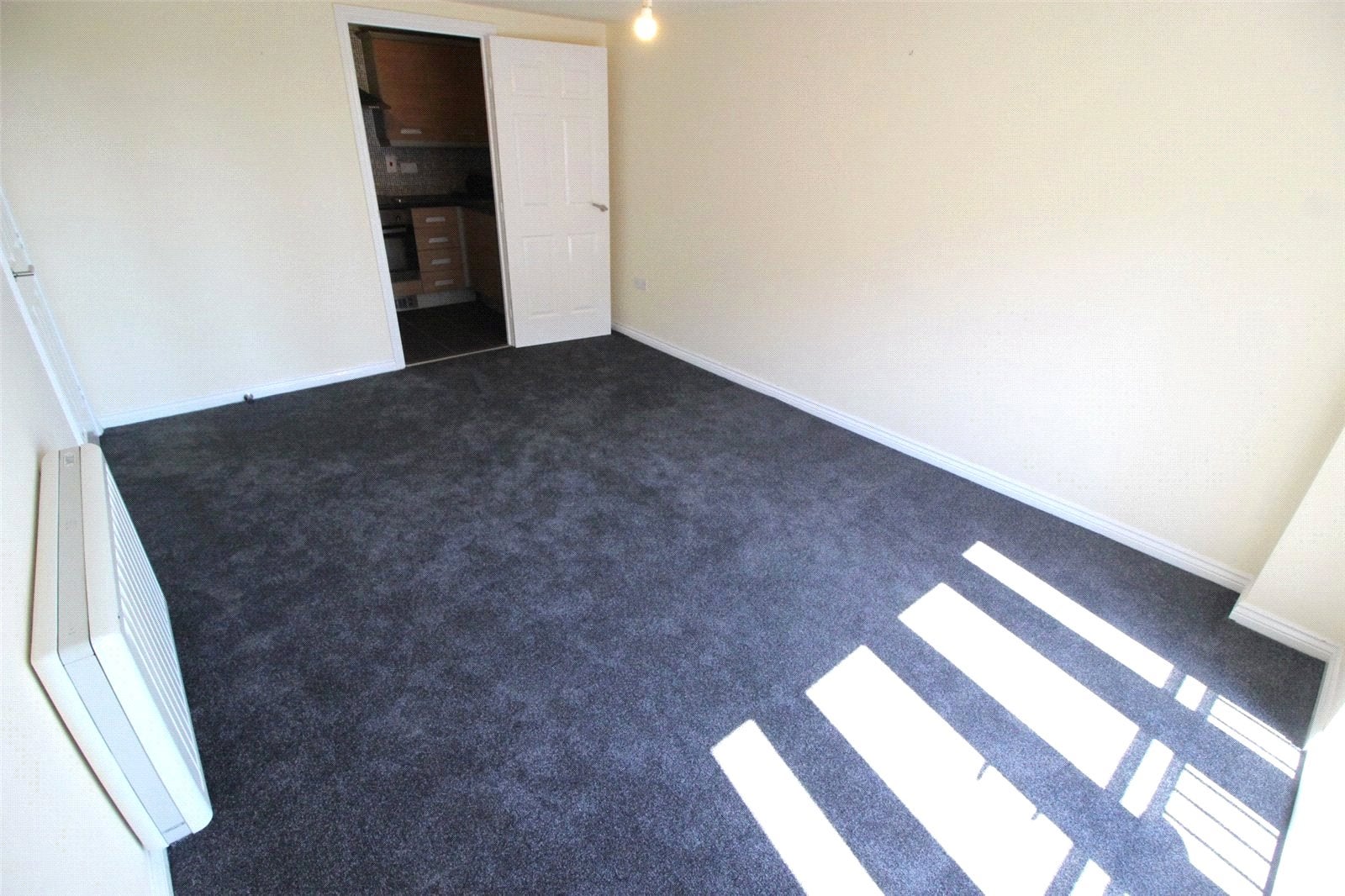 Flat Middlewood Street in Salford