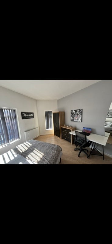 Room Clegg Street in Bolton