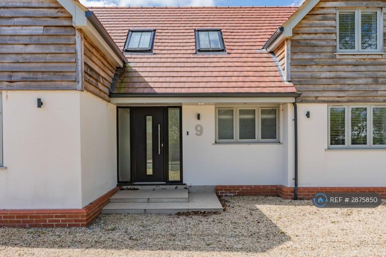 House Welham Road in Harborough