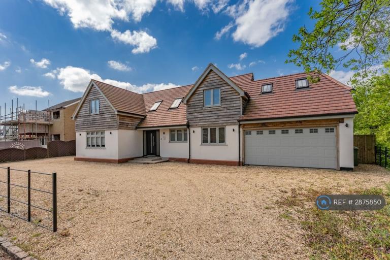 House Welham Road in Harborough