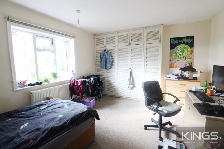 Flat Broadlands Road in Southampton