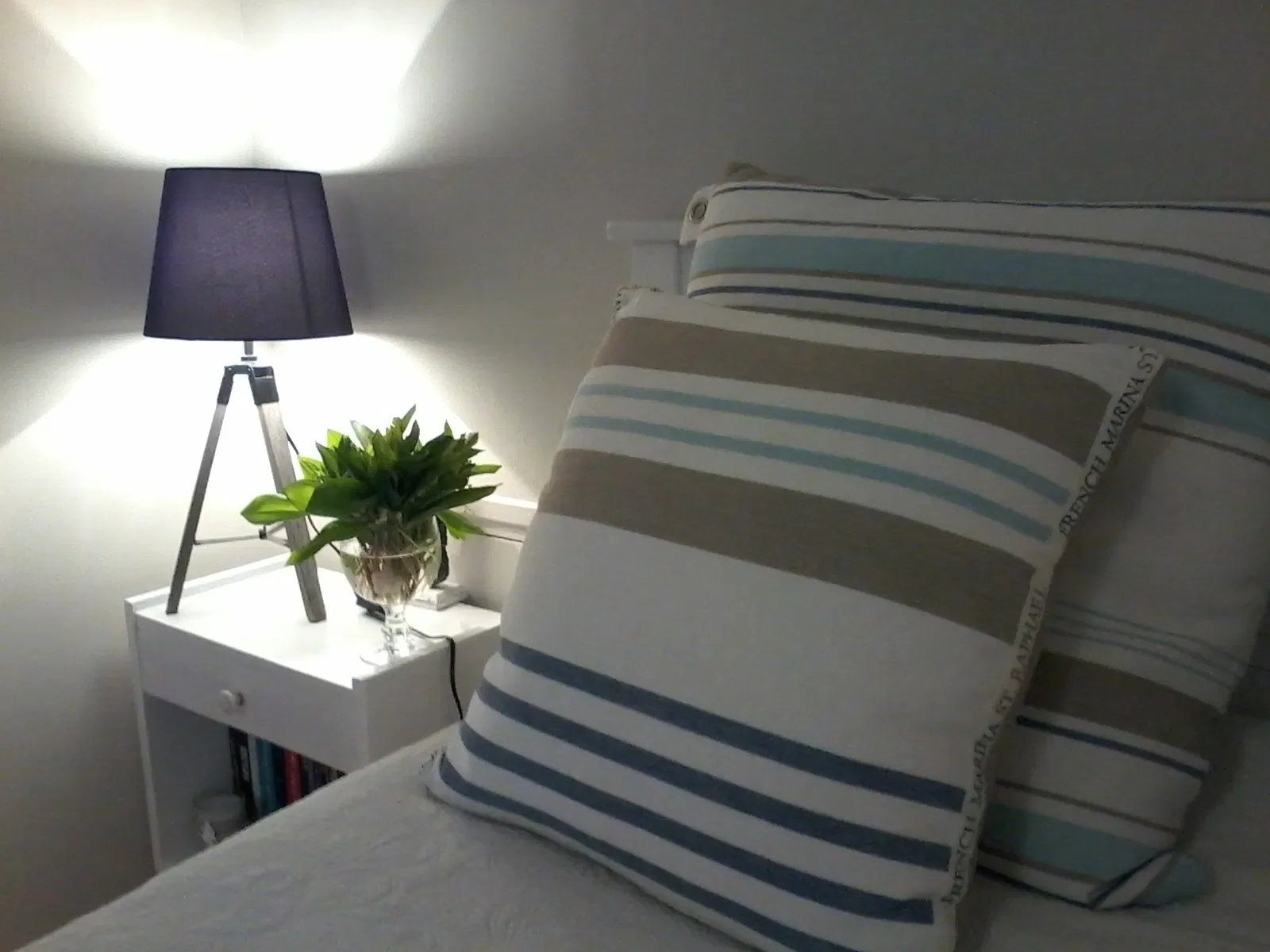 Chambre Rue des Pommiers à Petit-Couronne