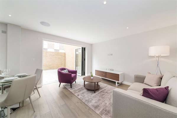Flat Regency Street in City of Westminster