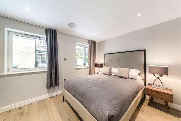 Flat Regency Street in City of Westminster