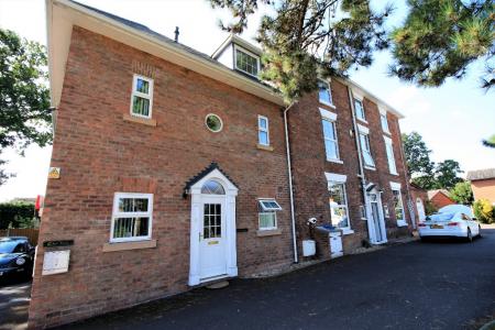 Flat Gains Avenue in Shrewsbury