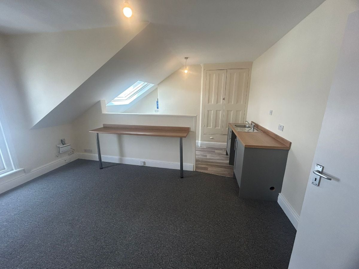 Flat Sidney Street in Cleethorpes