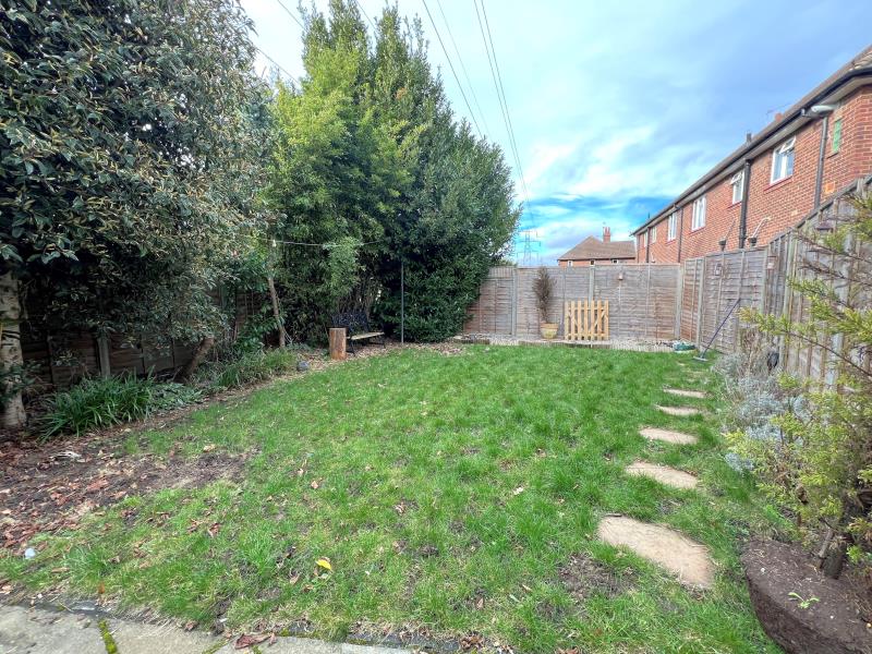 Flat Philip Road in Borough of Spelthorne