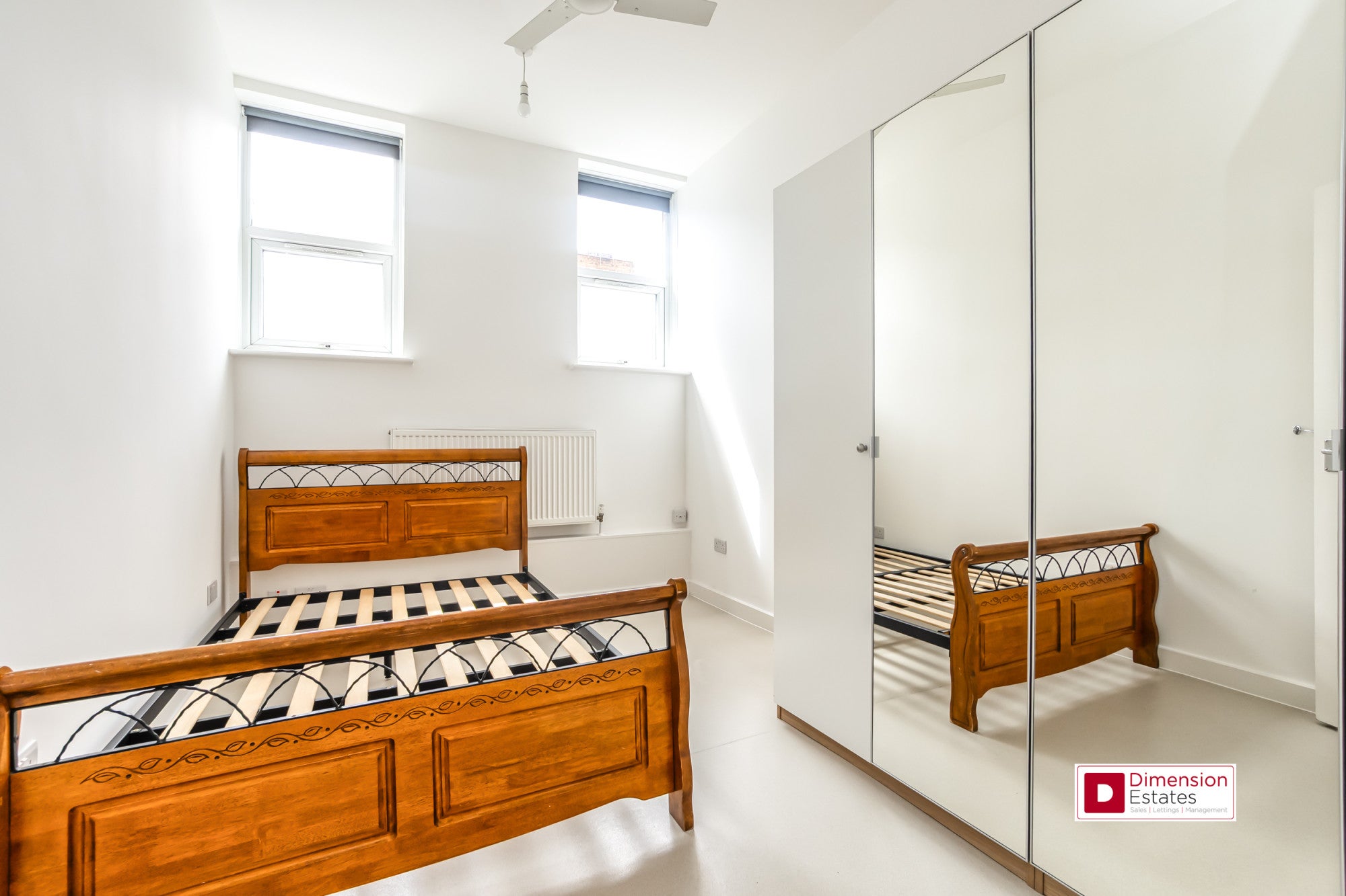 Flat Norfolk Avenue in Greater London