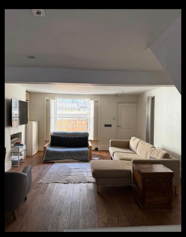 Room Shakspeare Walk in Greater London