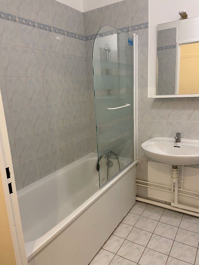 Flat Rue Jean Jaurès in Asnières-sur-Seine