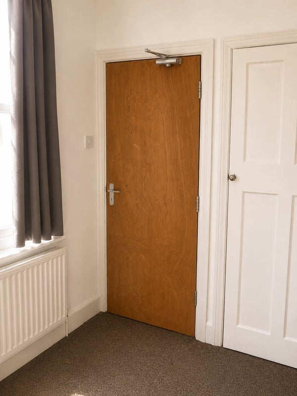 Room Orsman Road in Greater London