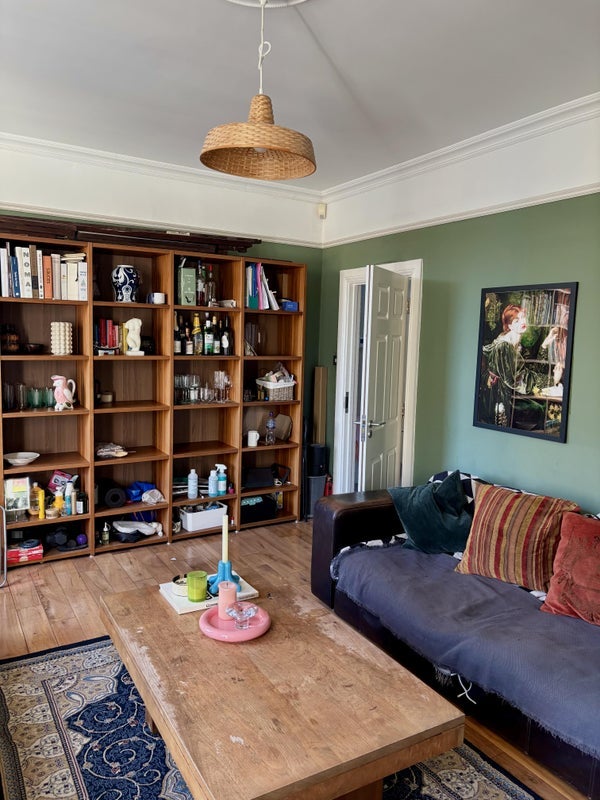 Room Victoria Park Road in Greater London